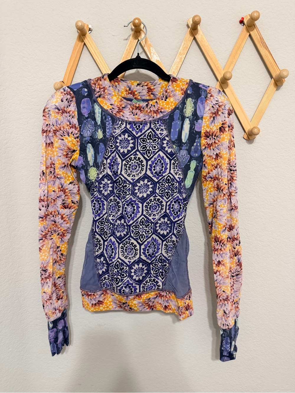 Maaji Swim Floral Purple Yellow Swim Longsleeve Rashguard Size Small